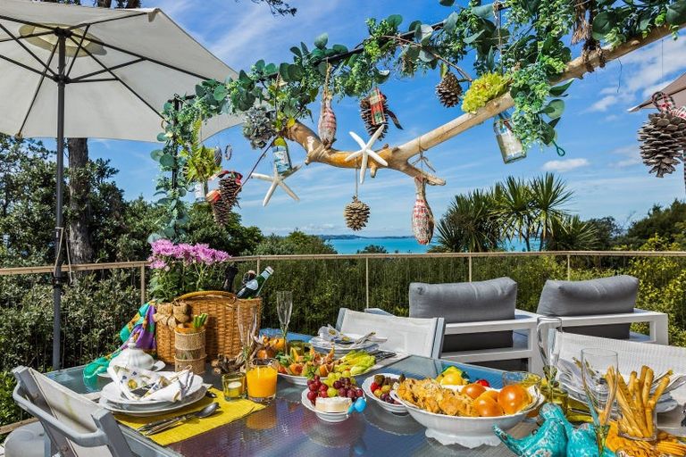 Photo of property in 17 Sykes Avenue, Hatfields Beach, Orewa, 0931