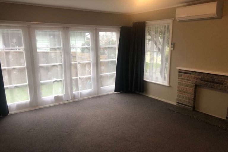 Photo of property in 49a Judd Crescent, Naenae, Lower Hutt, 5011