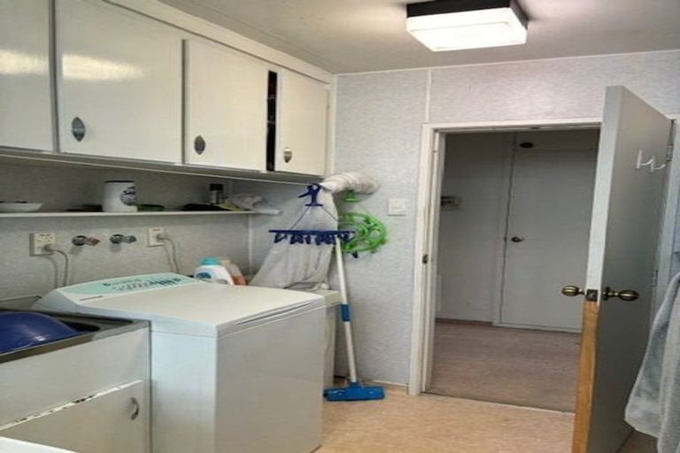 Photo of property in 95 Mills Road, Brooklyn, Wellington, 6021