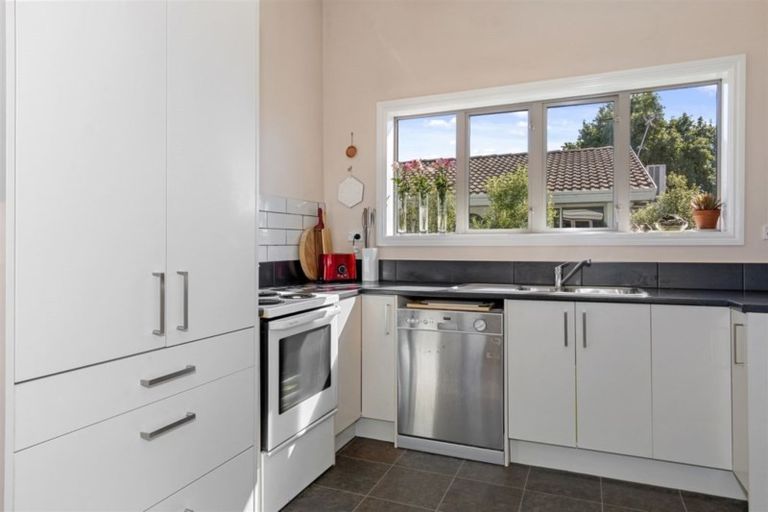 Photo of property in 110 Bordesley Street, Phillipstown, Christchurch, 8011