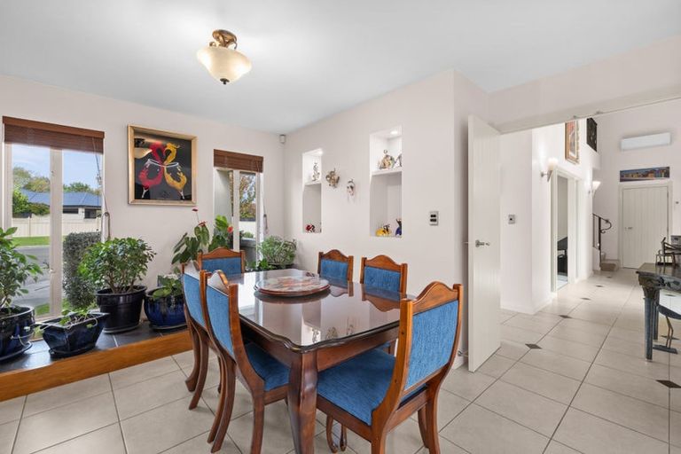 Photo of property in 11 Park Lane, Greenmeadows, Napier, 4112