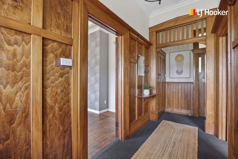 Photo of property in 32 Adderley Terrace, Ravensbourne, Dunedin, 9022