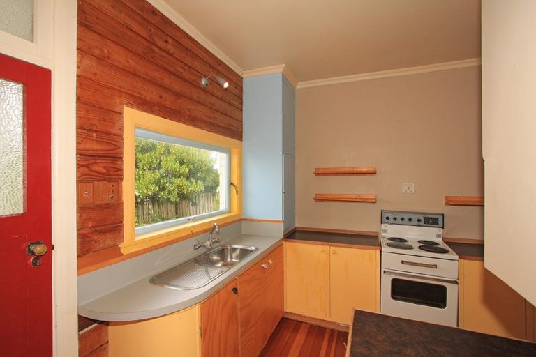 Photo of property in 5a Martin Road, Paraparaumu Beach, Paraparaumu, 5032