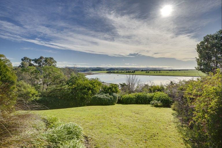 Photo of property in 292 Poraiti Road, Poraiti, Napier, 4182