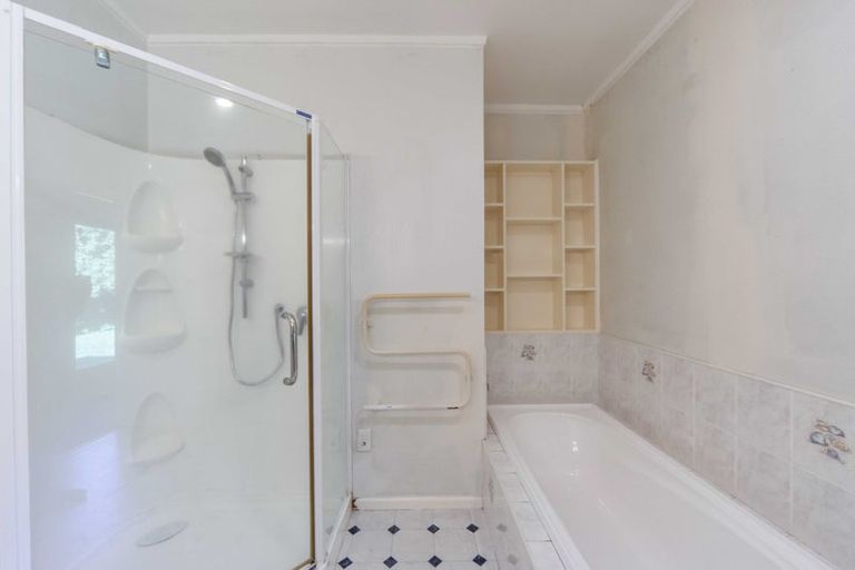 Photo of property in 52 Enderley Avenue, Enderley, Hamilton, 3214