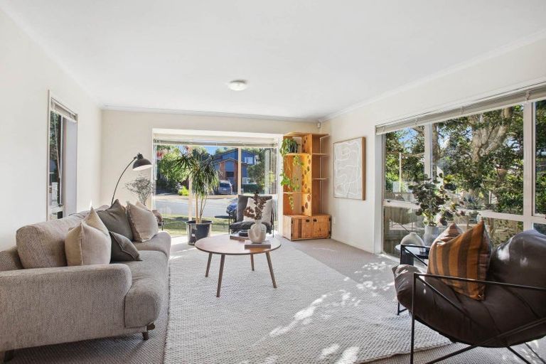 Photo of property in 6 Totara Views Drive, Red Beach, 0932