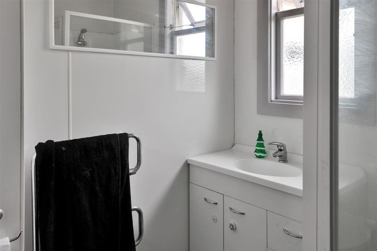 Photo of property in 14 Johnstone Street, Tinwald, Ashburton, 7700