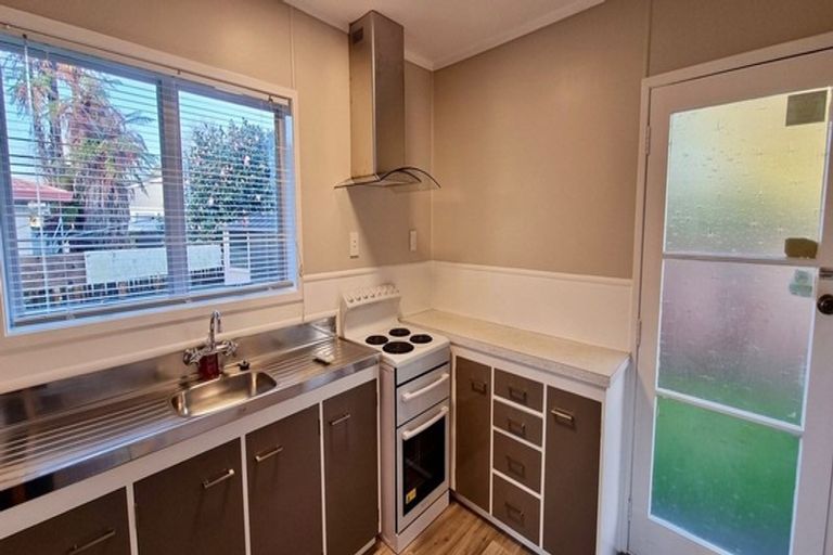 Photo of property in 4a Heather Place, Melville, Hamilton, 3206