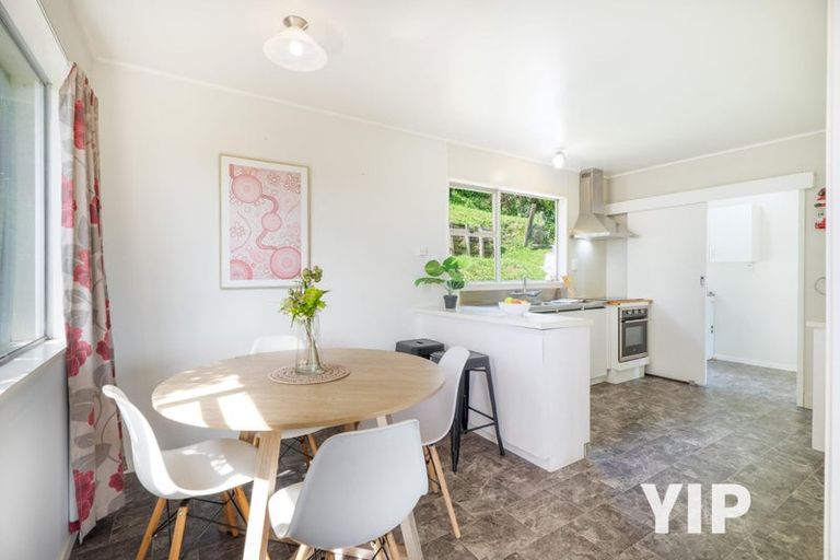 Photo of property in 93 Black Rock Road, Newlands, Wellington, 6037