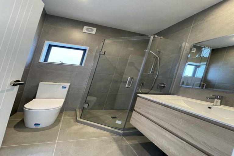 Photo of property in 20b Gilliam Street, New Lynn, Auckland, 0600