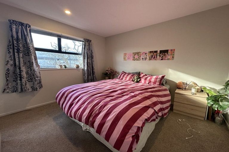 Photo of property in 2/34 John Campbell Crescent, Hillmorton, Christchurch, 8024