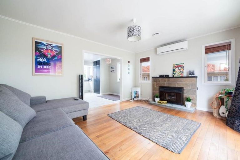 Photo of property in 1/15 Hayward Road, Papatoetoe, Auckland, 2025
