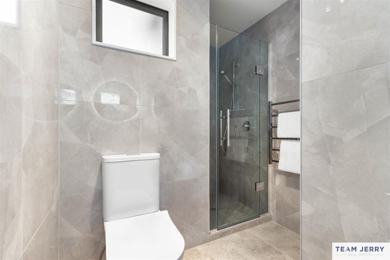 Photo of property in 105b Grove Road, Papakura, 2110