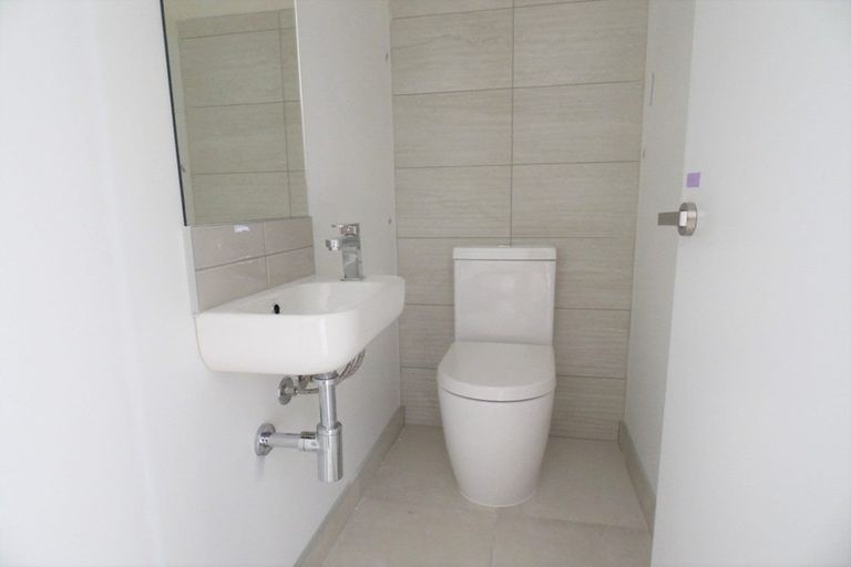 Photo of property in 9/25 Sidney Wallingford Way, Hobsonville, Auckland, 0616