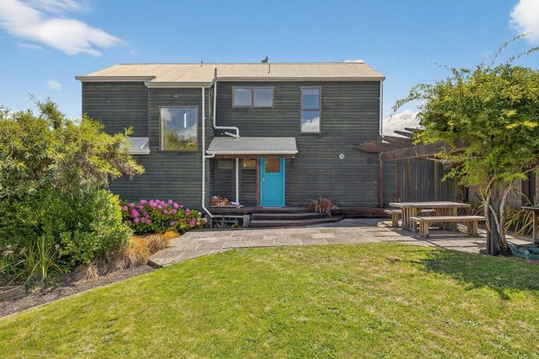 Photo of property in 11 Emerson Crescent, Diamond Harbour, Lyttelton, 8971