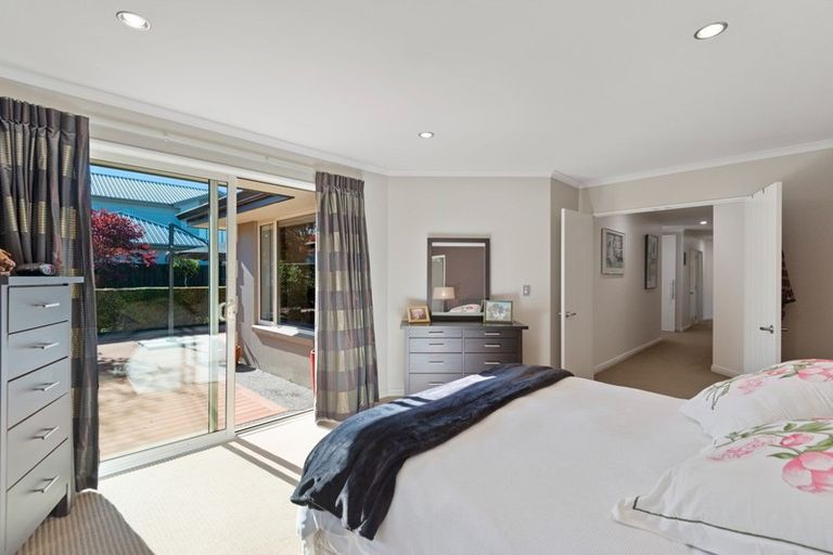 Photo of property in 10 Ruby Avenue, Northwood, Christchurch, 8051