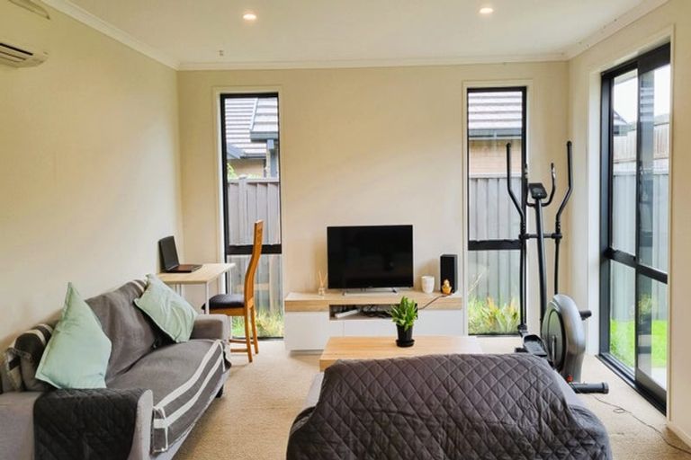 Photo of property in 22 Bridle Way, Omokoroa, 3114