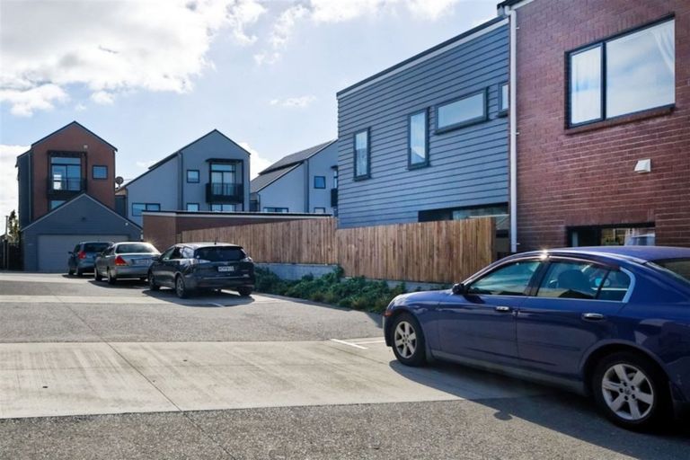 Photo of property in 145 Hobsonville Point Road, Hobsonville, Auckland, 0616