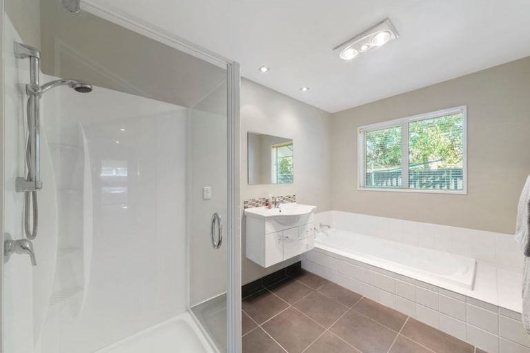 Photo of property in 27 Cameron Crescent, Rolleston, 7614