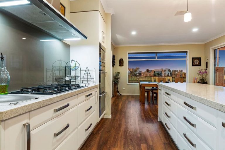 Photo of property in 163 Oriental Parade, Papamoa Beach, Papamoa, 3118