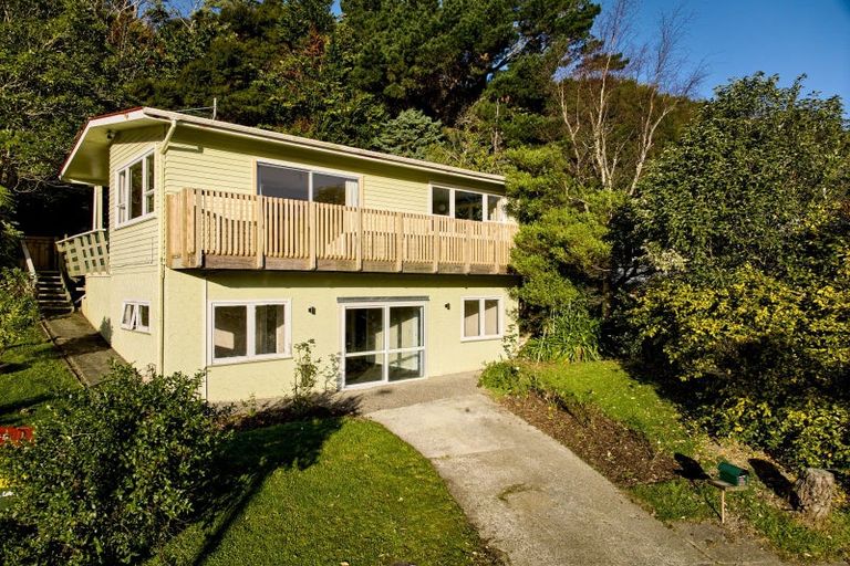 Photo of property in 26 Mataura Grove, Wainuiomata, Lower Hutt, 5014