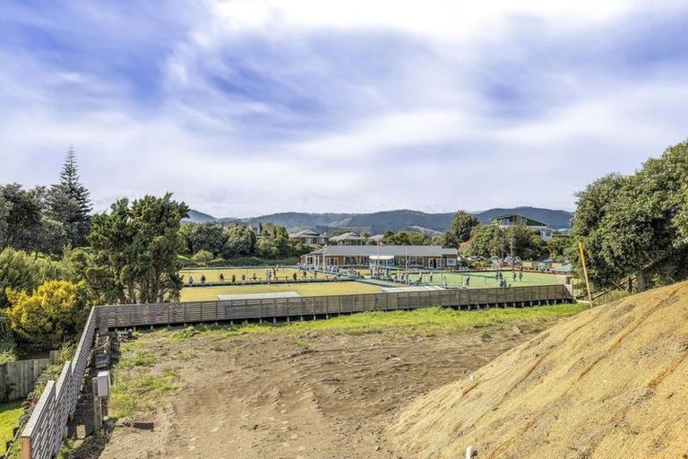 Photo of property in 85a Seaview Road, Paraparaumu Beach, Paraparaumu, 5032