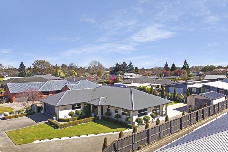 Photo of property in 10 Elmwood Grove, Tinwald, Ashburton, 7700