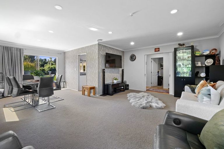 Photo of property in 63 Mcgiven Drive, Ridgewood, New Plymouth, 4371