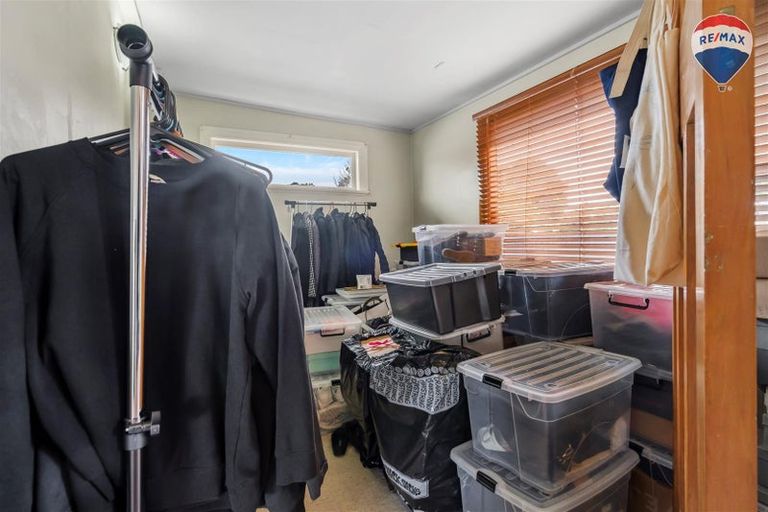 Photo of property in 2/14 Guthrie Street, Waterloo, Lower Hutt, 5011