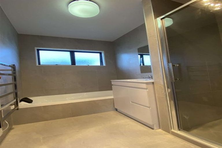 Photo of property in 19 Tane Street, New Lynn, Auckland, 0600