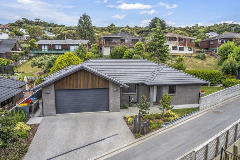 Photo of property in 31 Mooring Close, Whitby, Porirua, 5024