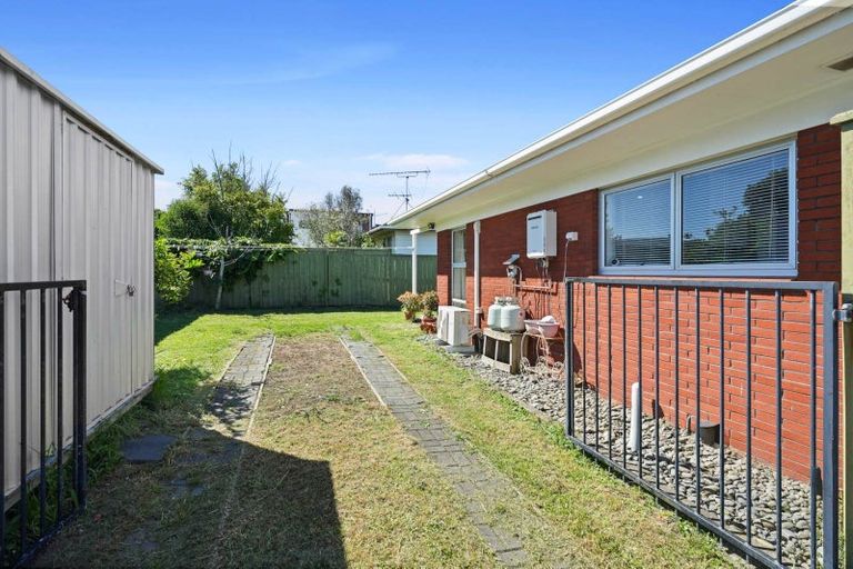 Photo of property in 1/162 Pigeon Mountain Road, Half Moon Bay, Auckland, 2012