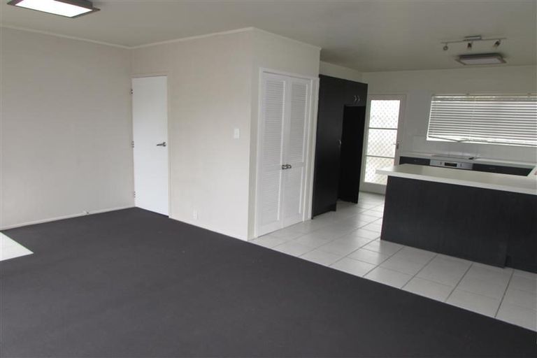 Photo of property in 1/148 Glamorgan Drive, Torbay, Auckland, 0630