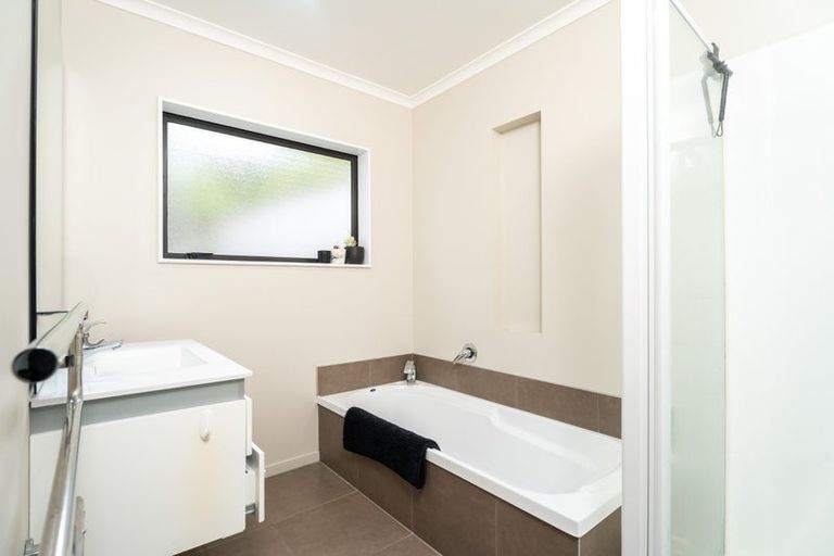 Photo of property in 11a Mauldeth Terrace, Churton Park, Wellington, 6037
