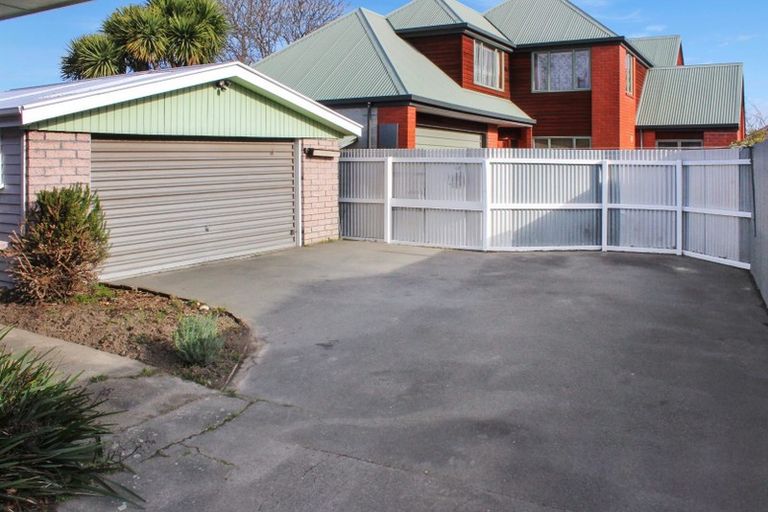 Photo of property in 31 Staveley Street, Avonhead, Christchurch, 8042