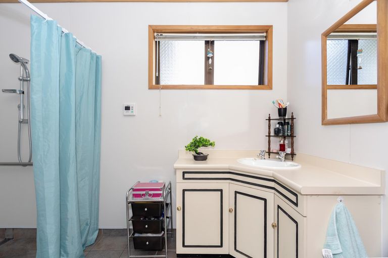 Photo of property in 10 Jarrow Street, Maheno, Oamaru, 9495