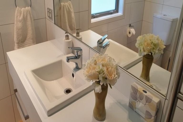 Photo of property in 11b Lansdown Street, Wanaka, 9305