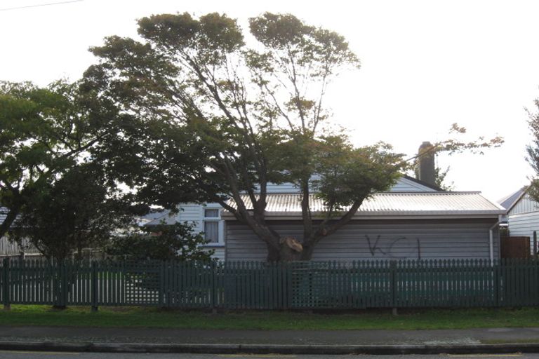 Photo of property in 12 Sawyers Arms Road, Northcote, Christchurch, 8052