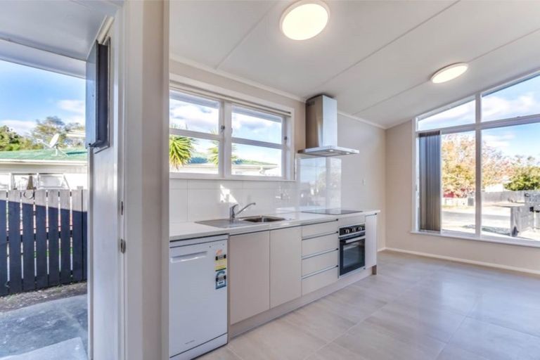 Photo of property in 1/11 President Avenue, Papakura, 2110