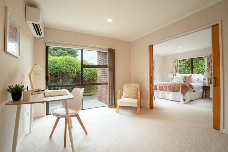 Photo of property in 171 Westchester Drive, Churton Park, Wellington, 6037