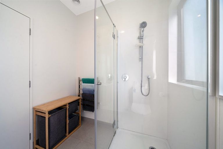 Photo of property in 18 Mata Road, Massey, Auckland, 0614