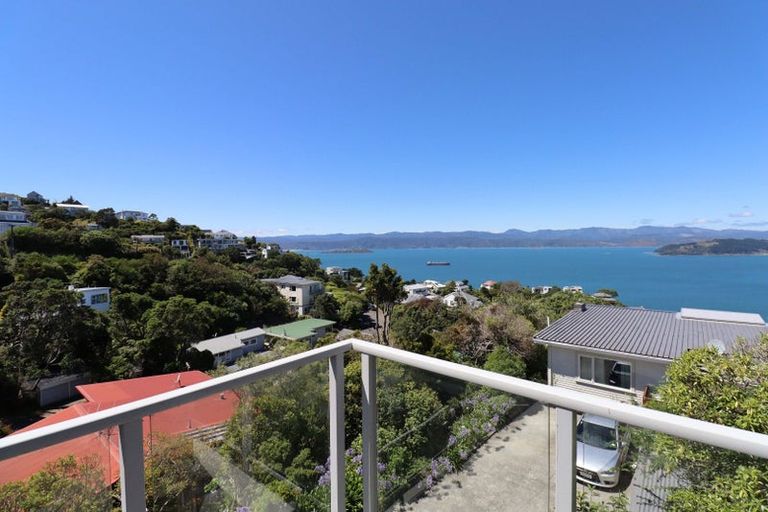Photo of property in 15a Waru Street, Khandallah, Wellington, 6035