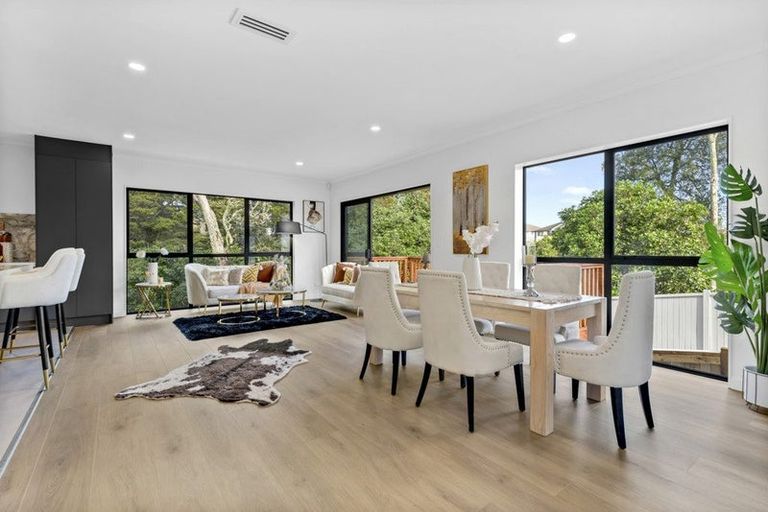 Photo of property in 14 Hughs Way, Flat Bush, Auckland, 2019