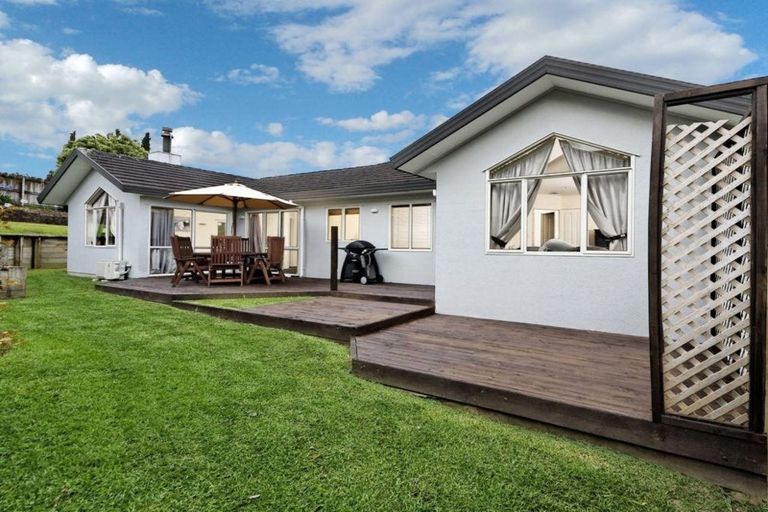 Photo of property in 157c Colwill Road, Massey, Auckland, 0614
