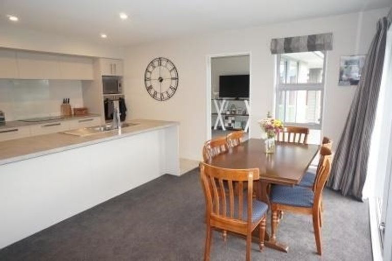 Photo of property in 22 Highgate Drive, Rangiora, 7400