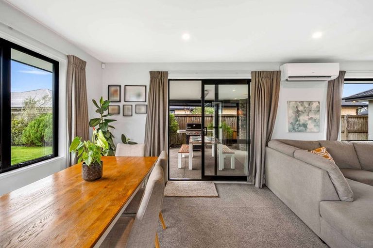 Photo of property in 51 Watkins Drive, Rangiora, 7400