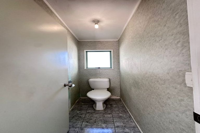 Photo of property in 14 Crail Court, Totara Heights, Auckland, 2105
