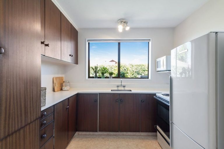 Photo of property in 2/71a Glenmore Avenue, Casebrook, Christchurch, 8051