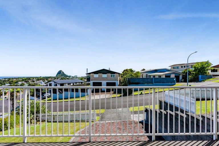 Photo of property in 16 Darwin Crescent, Spotswood, New Plymouth, 4310