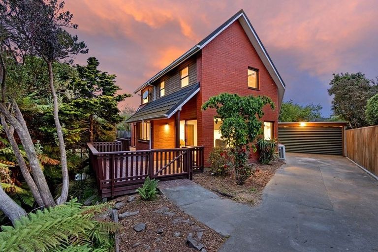 Photo of property in 16 Ketton Place, St Albans, Christchurch, 8052